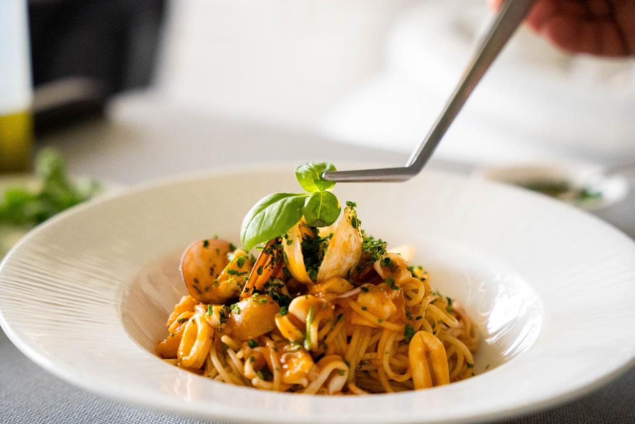 Jareed Hotel Riyad Extérieur photo A pasta dish