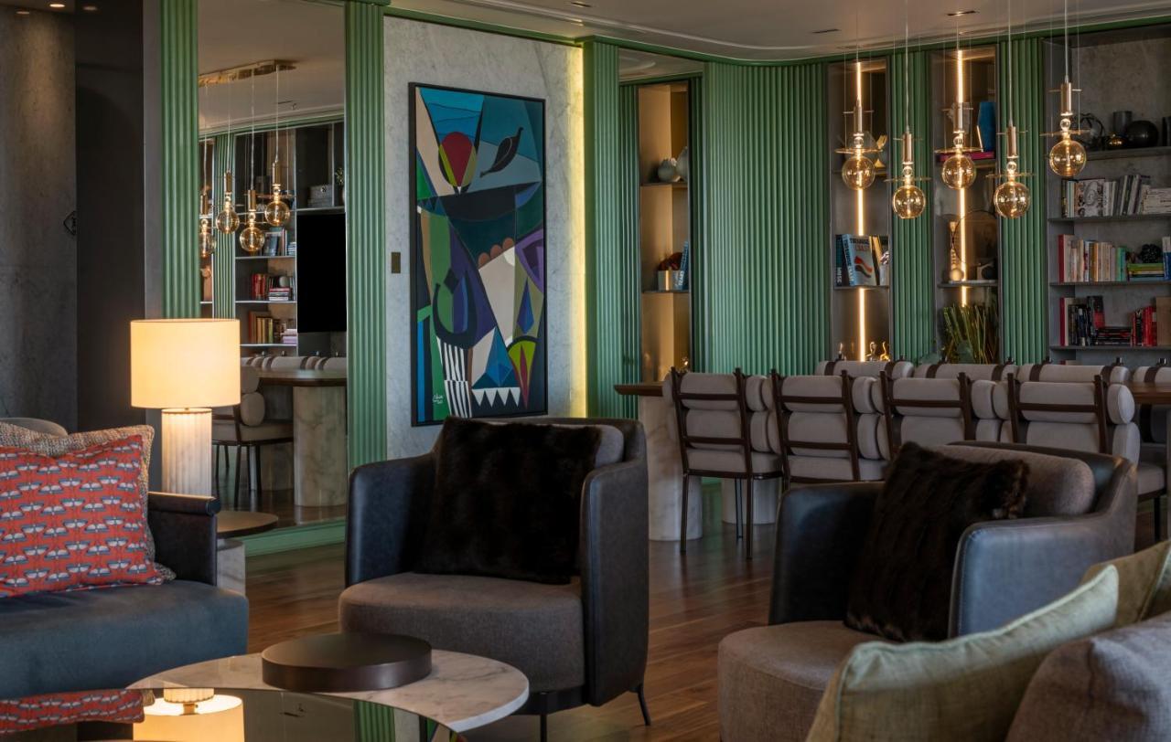 Jareed Hotel Riyad Extérieur photo The Library