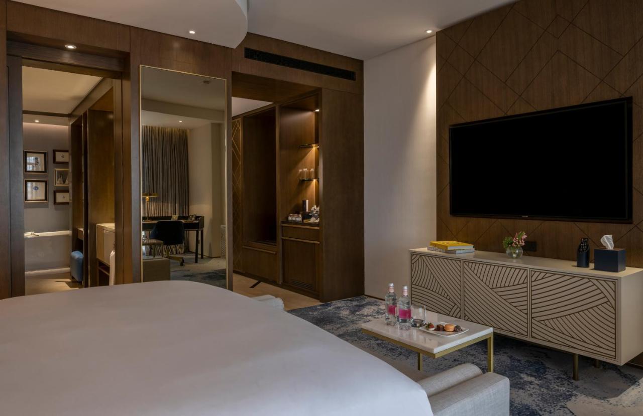 Jareed Hotel Riyad Extérieur photo A guest room at the hotel